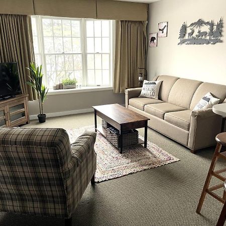 Ski On Off 1Br Suite 1St Flr Sleeps 4 Jiminy Peak Hancock Exteriör bild